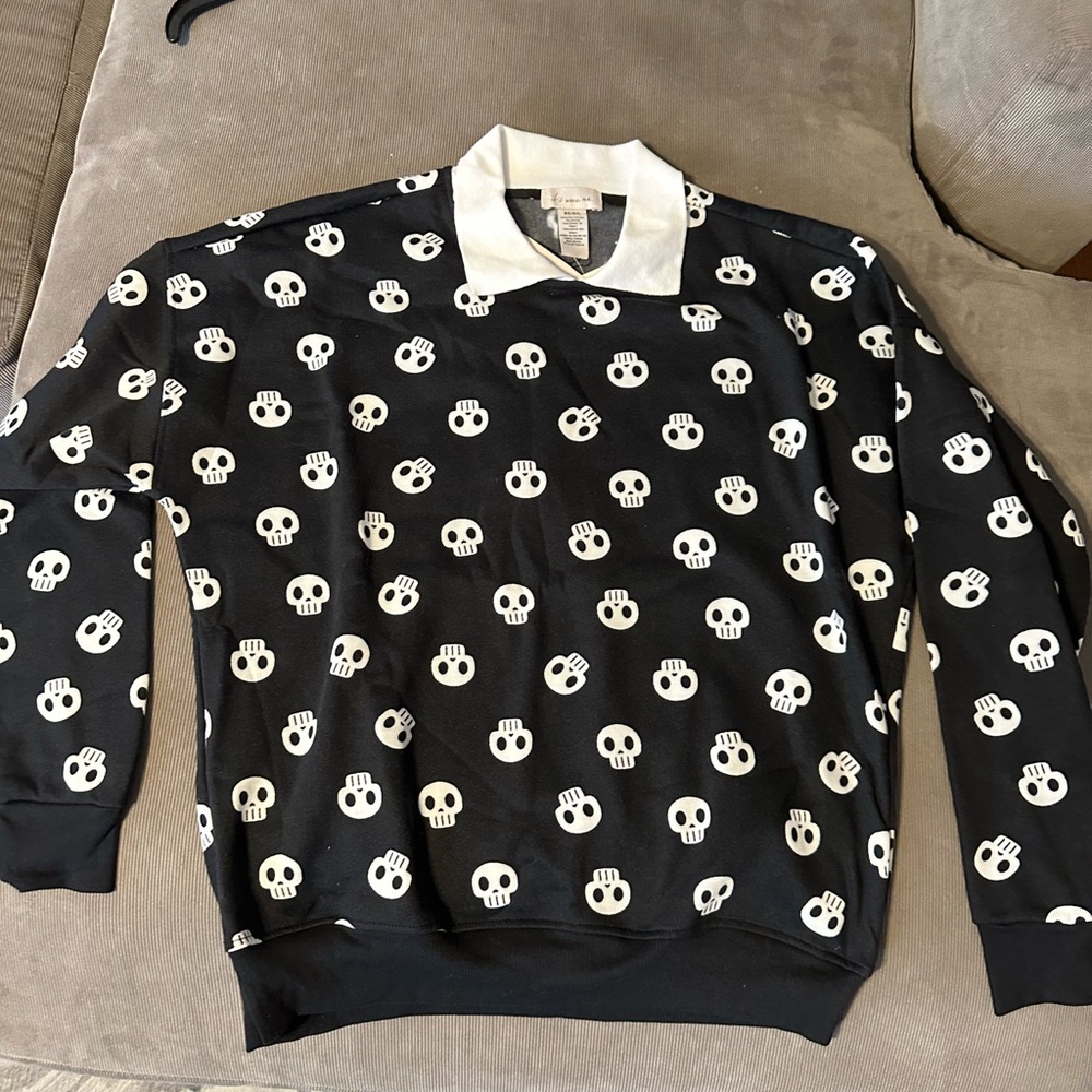 XS Skull Collared Long Sleeve Shirt
